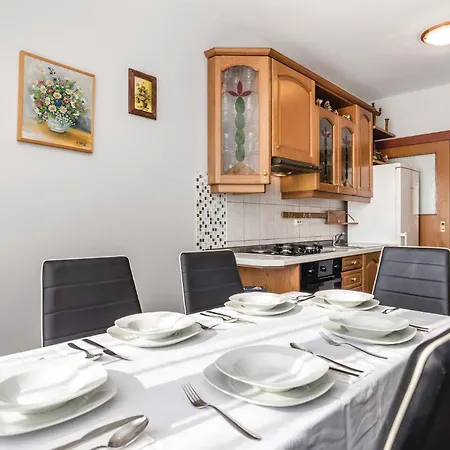 Apartman Pet Friendly In With Wifi