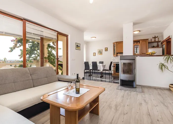 Apartment Beautiful In